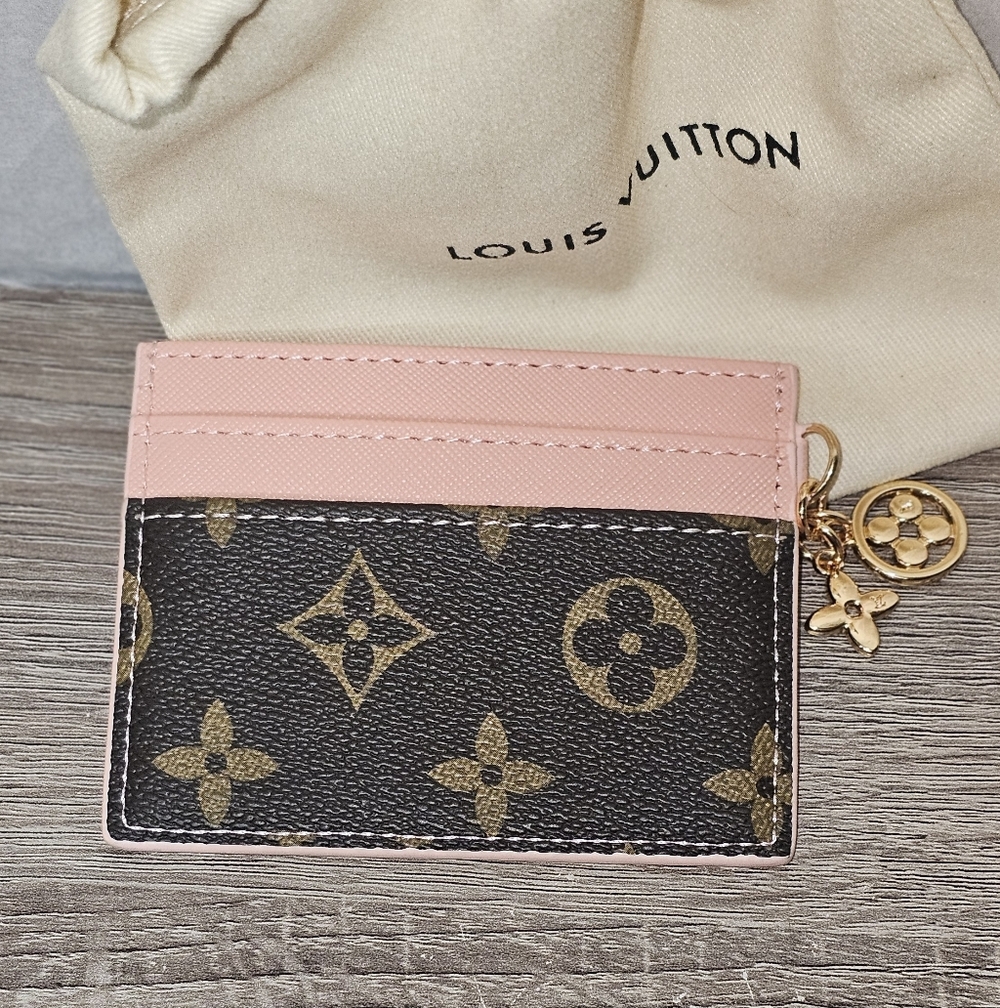Louis Vuitton Charms Card Holder - NWOT - Picture 6 of 6